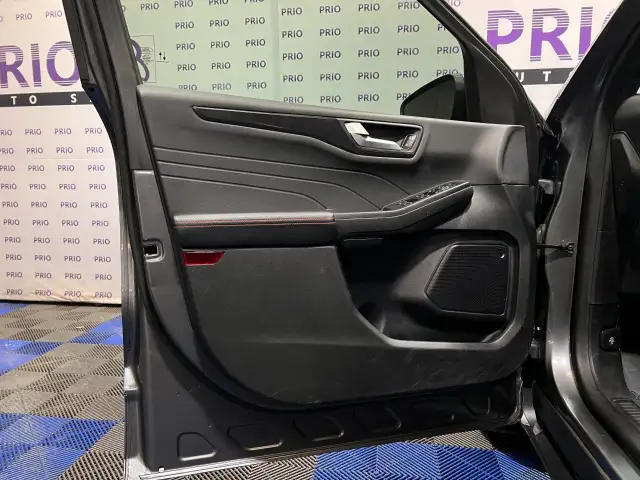 2023 Ford Escape - Photo 9