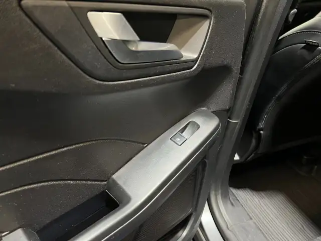 2023 Ford Escape - Photo 16