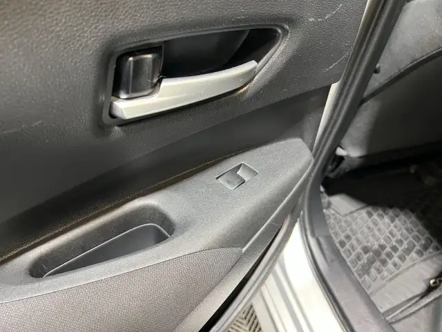 2021 Toyota Corolla - Photo 16