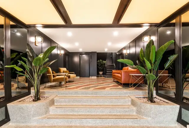 fully renovated 1-bed condo, July 1, Mount-Royal, TMR - ID 4459 - Photo 11