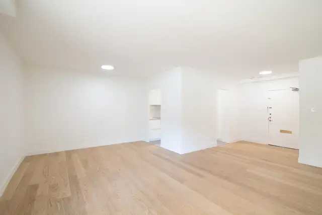 fully renovated condo, 2 beds 2 bath, in Westmount - ID 1949 - Photo 3