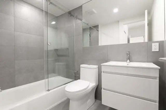 fully renovated condo, 2 beds 2 bath, in Westmount - ID 1949 - Photo 4