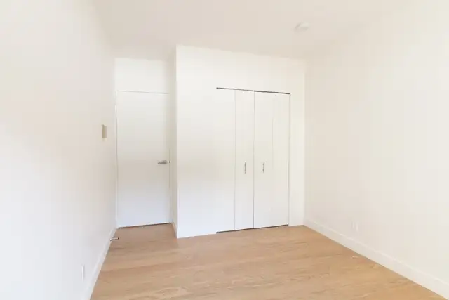 fully renovated condo, 2 beds 2 bath, in Westmount - ID 1949 - Photo 8