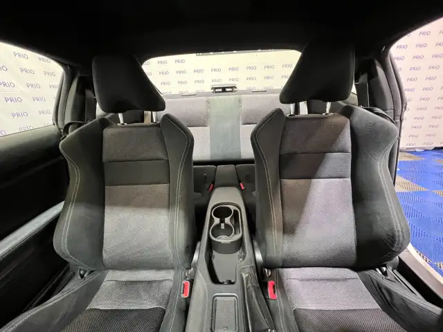 2017 Toyota 86 - Photo 16