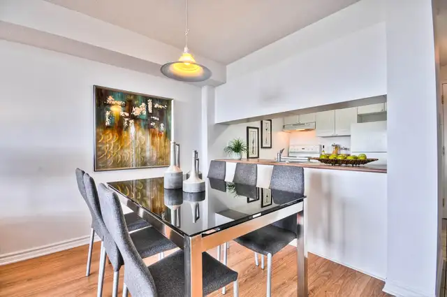 Beautiful  2 Bedroom Apartment - Photo 3