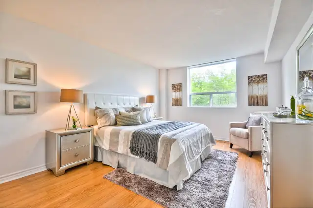 Beautiful  2 Bedroom Apartment - Photo 5