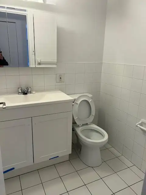 Superbe 4 1/2 à louer / Boulevard de la Côte Vertu - Photo 10