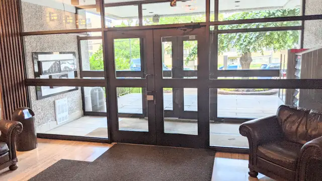 Superbe 4 1/2 à louer / Boulevard de la Côte Vertu - Photo 13