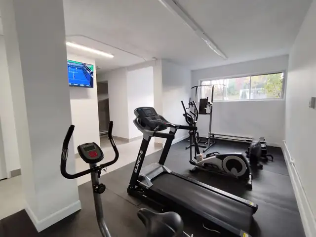 Superbe 4 1/2 à louer / Boulevard de la Côte Vertu - Photo 14