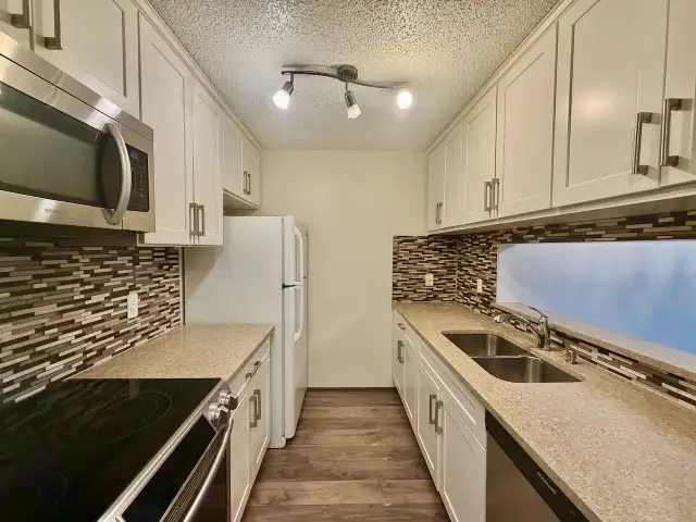 Twin Brooks 3 Bed 2 Bath Unit For Rent Edmonton - Photo 6