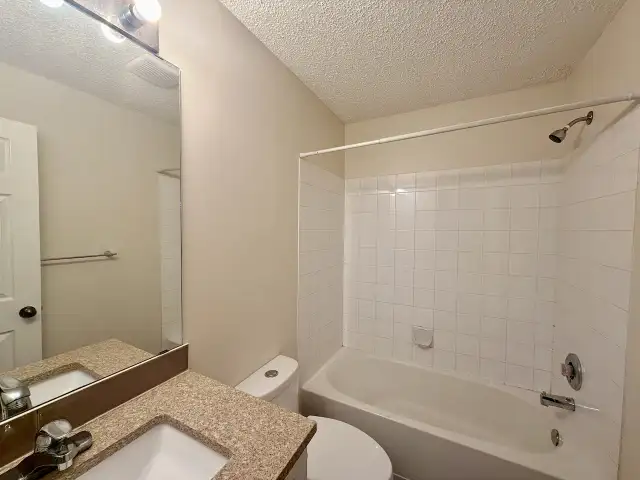 Twin Brooks 3 Bed 2 Bath Unit For Rent Edmonton - Photo 23