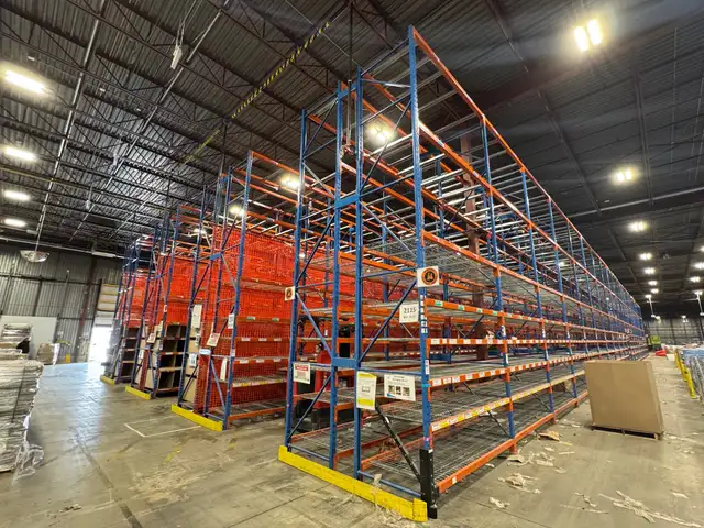 Used 20' Tall Redirack Pallet Racking Frames / Uprights - Photo 2