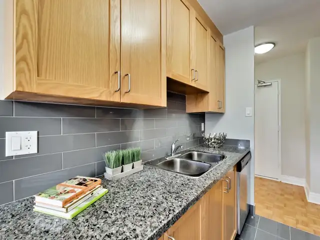 Apartment rentals at Glen Elm Avenue near Yonge and St. Clair.. - Photo 12