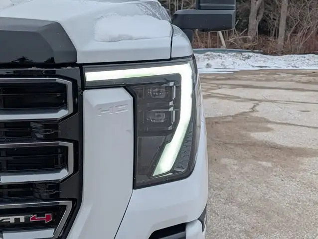 2026 GMC Sierra 2500HD AT4- Power Sunroof - Bose Speakers - Photo 10