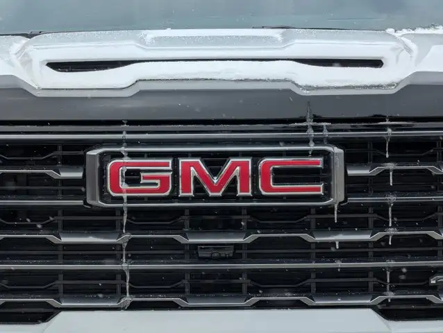 2026 GMC Sierra 2500HD AT4- Power Sunroof - Bose Speakers - Photo 11