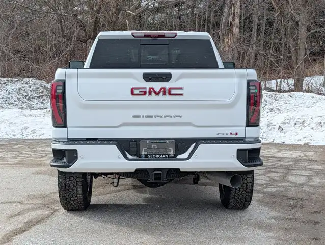 2026 GMC Sierra 2500HD AT4- Power Sunroof - Bose Speakers - Photo 14