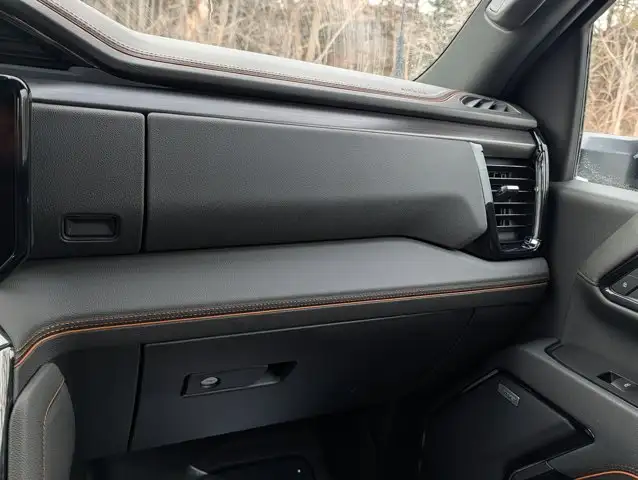 2026 GMC Sierra 2500HD AT4- Power Sunroof - Bose Speakers - Photo 32