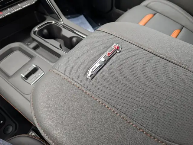 2026 GMC Sierra 2500HD AT4- Power Sunroof - Bose Speakers - Photo 35