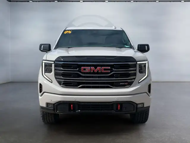 2026 GMC Sierra 1500 - Photo 2