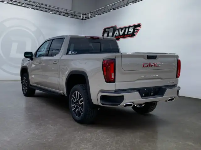 2026 GMC Sierra 1500 - Photo 8