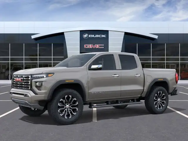 2026 GMC Canyon - Photo 2