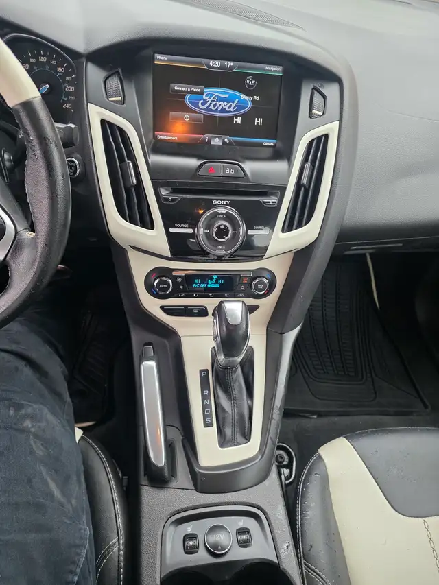 2013 Ford Focus Titanium - Photo 8