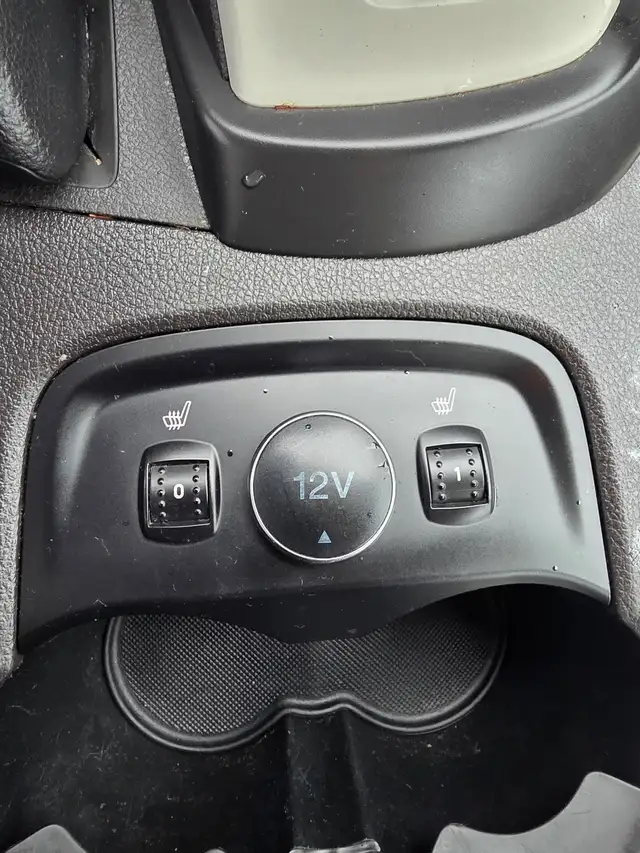 2013 Ford Focus Titanium - Photo 9