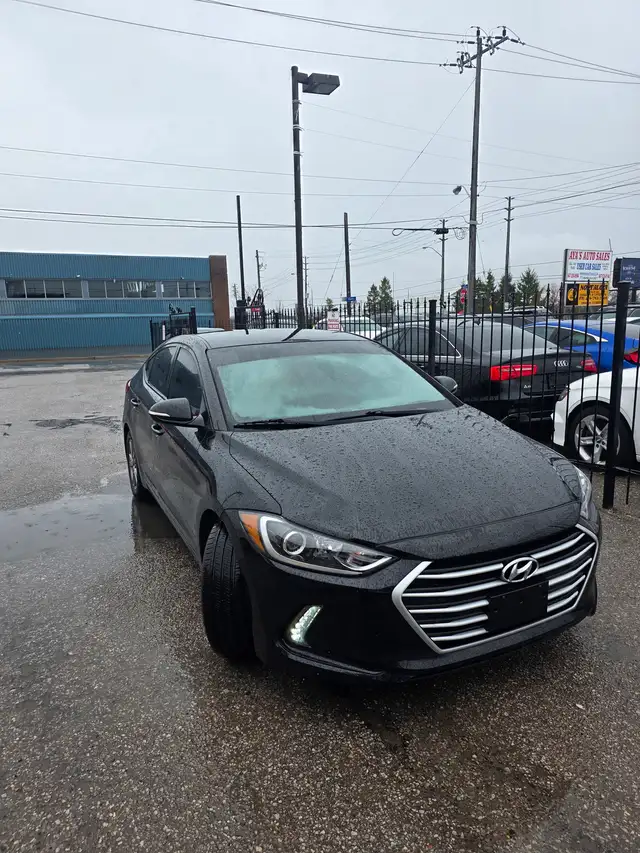2018 Hyundai Elantra Limited - Photo 2