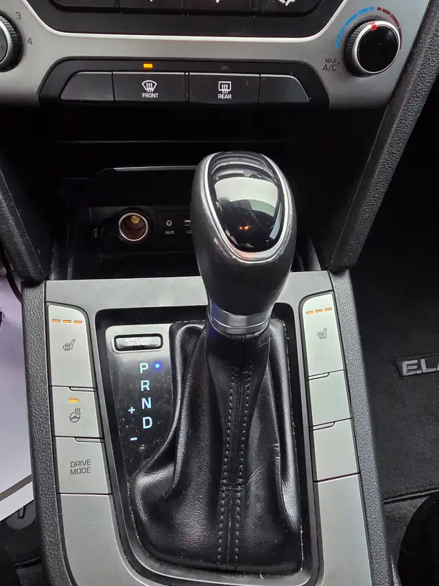 2018 Hyundai Elantra Limited - Photo 9