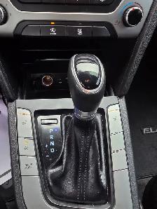 2018 Hyundai Elantra Limited - Photo 9