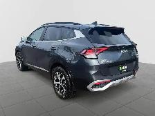 2024 Kia Sportage EX EX | Moonroof | Leather Seats - Photo 4