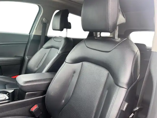 2024 Kia Sportage EX EX | Moonroof | Leather Seats - Photo 7