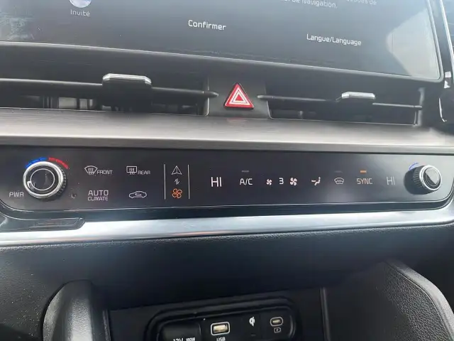 2024 Kia Sportage EX EX | Moonroof | Leather Seats - Photo 15