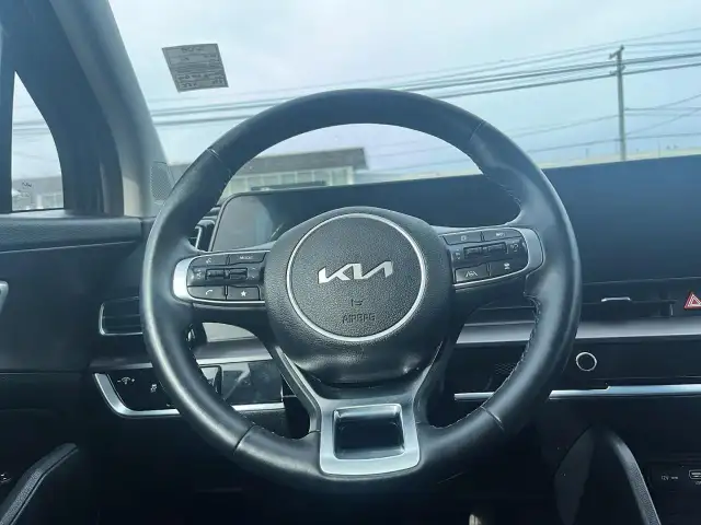 2024 Kia Sportage EX EX | Moonroof | Leather Seats - Photo 19