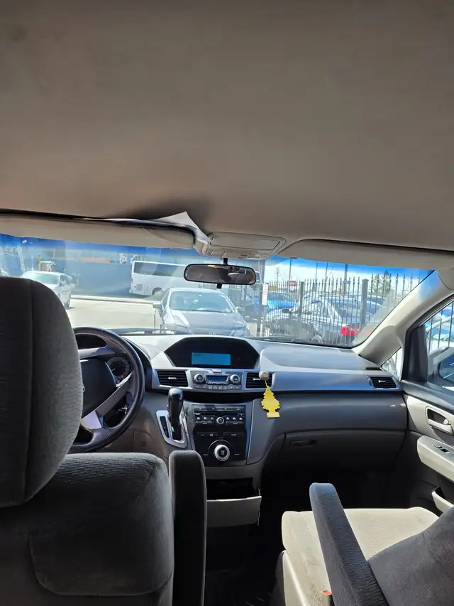 2011 Honda Odyssey LX - Photo 8