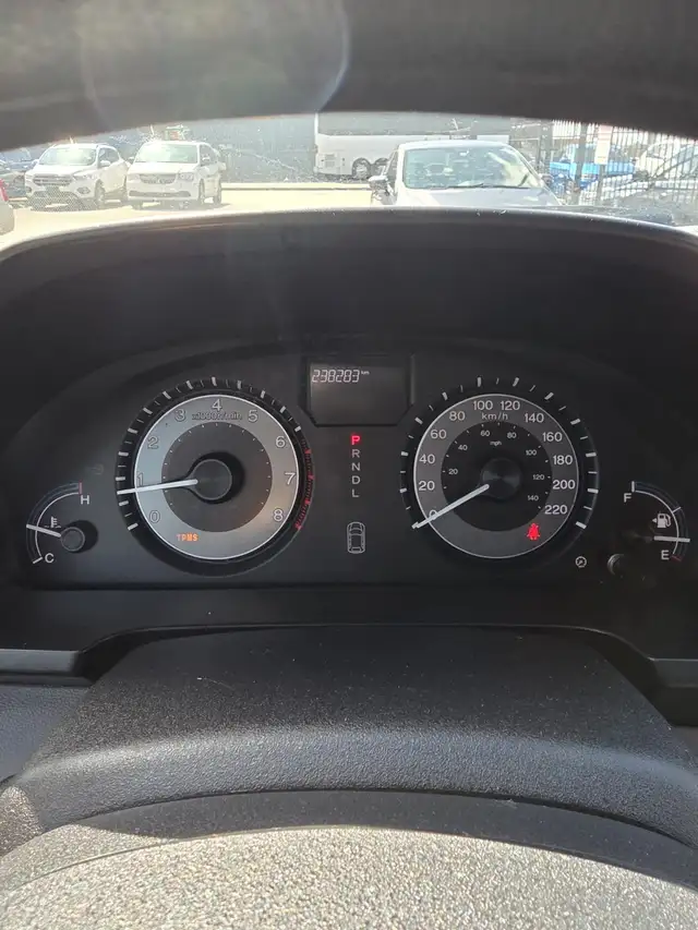 2011 Honda Odyssey LX - Photo 12