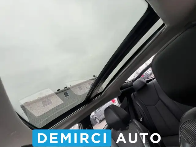 2012 Hyundai Veloster w/TechTOIT PANORAMIQUESIEGES CHAUFFANT - Photo 20