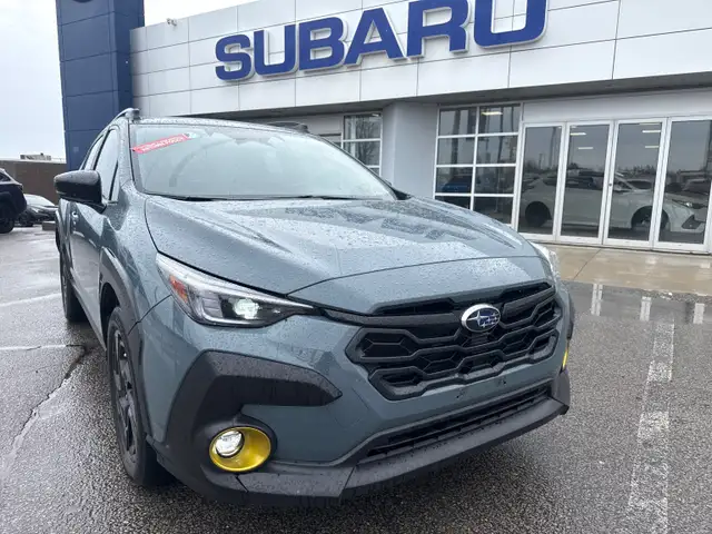 2024 Subaru Crosstrek Onyx Onyx, Off Lease - Photo 2