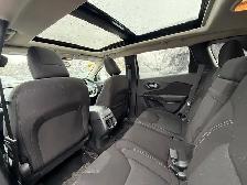 2016 JEEP CHEROKEE 4WD - Photo 8