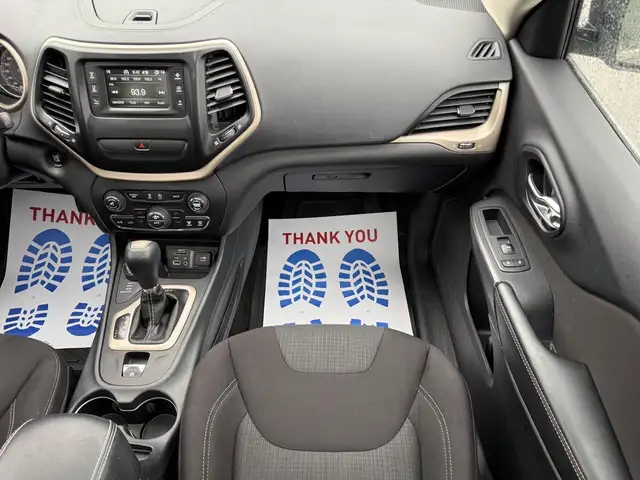 2016 JEEP CHEROKEE 4WD - Photo 11