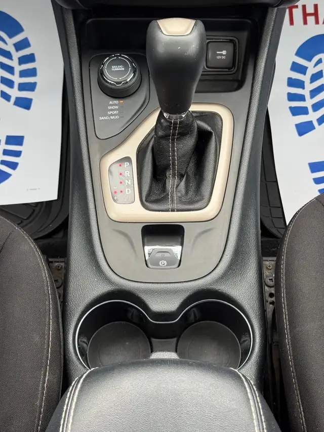 2016 JEEP CHEROKEE 4WD - Photo 13