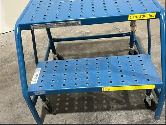 2 Step Rolling Ladder 18' W x 18' H - Photo 3