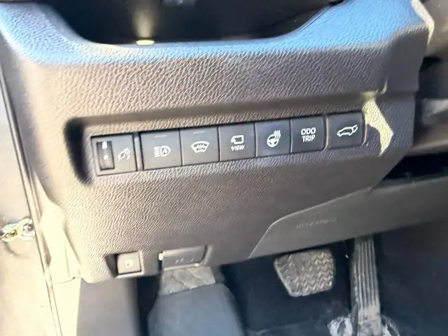 2024 Toyota RAV4 Hybrid XSE AWD, TECH PACKAGE - Photo 14