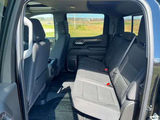 2025 Chevrolet Silverado 1500 CONVENIENCE PACKAGE 2, MAX TRAILER - Photo 13