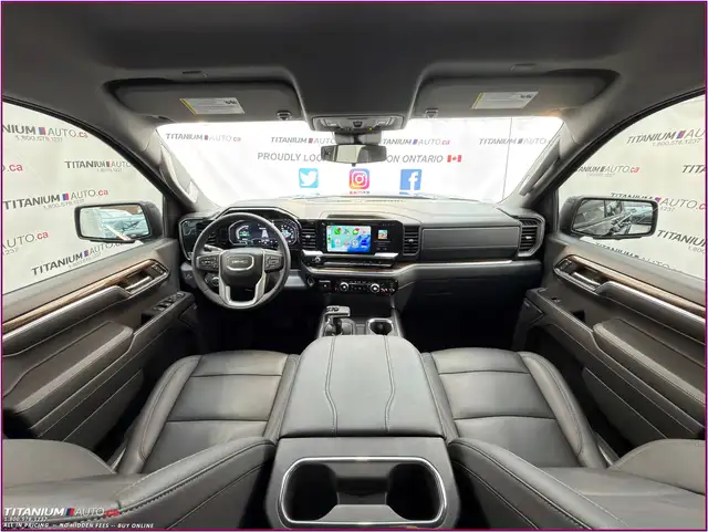 2023 GMC Sierra 1500 Elevation Premium V8 Crew Cab 4X4-Leather-B - Photo 12