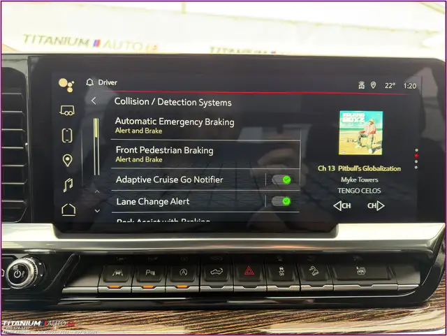 2023 GMC Sierra 1500 Elevation Premium V8 Crew Cab 4X4-Leather-B - Photo 21