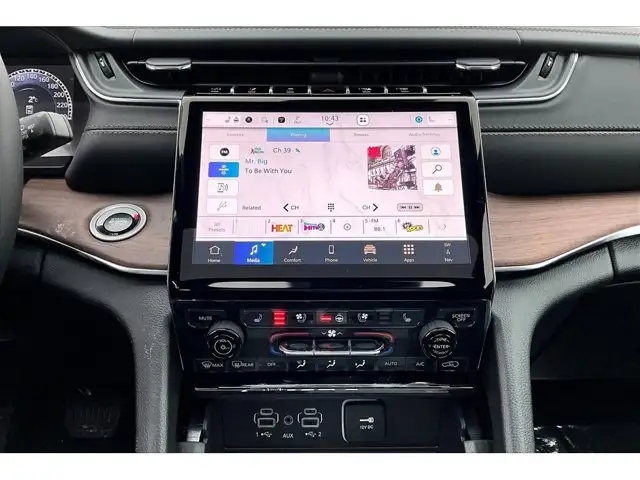 2025 Jeep Grand Cherokee Summit - Photo 7