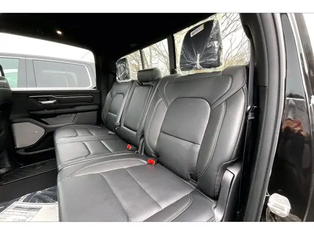 2026 Ram 1500 SPORT HEMI Leather Pano Roof Level 1 392 - Photo 10