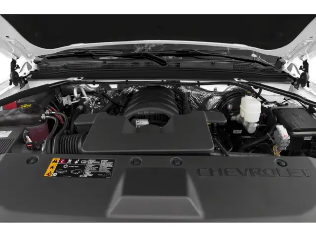 2018 Chevrolet Suburban - Photo 10