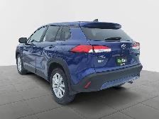 2025 Toyota Corolla Cross LE LE | Heated Seats & Wheels - Photo 4